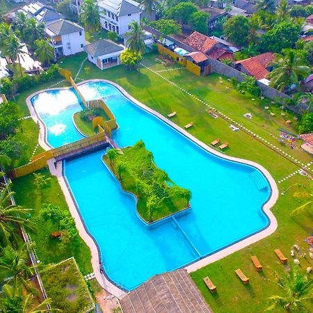 Amaluna Resorts Negombo Bagian luar foto