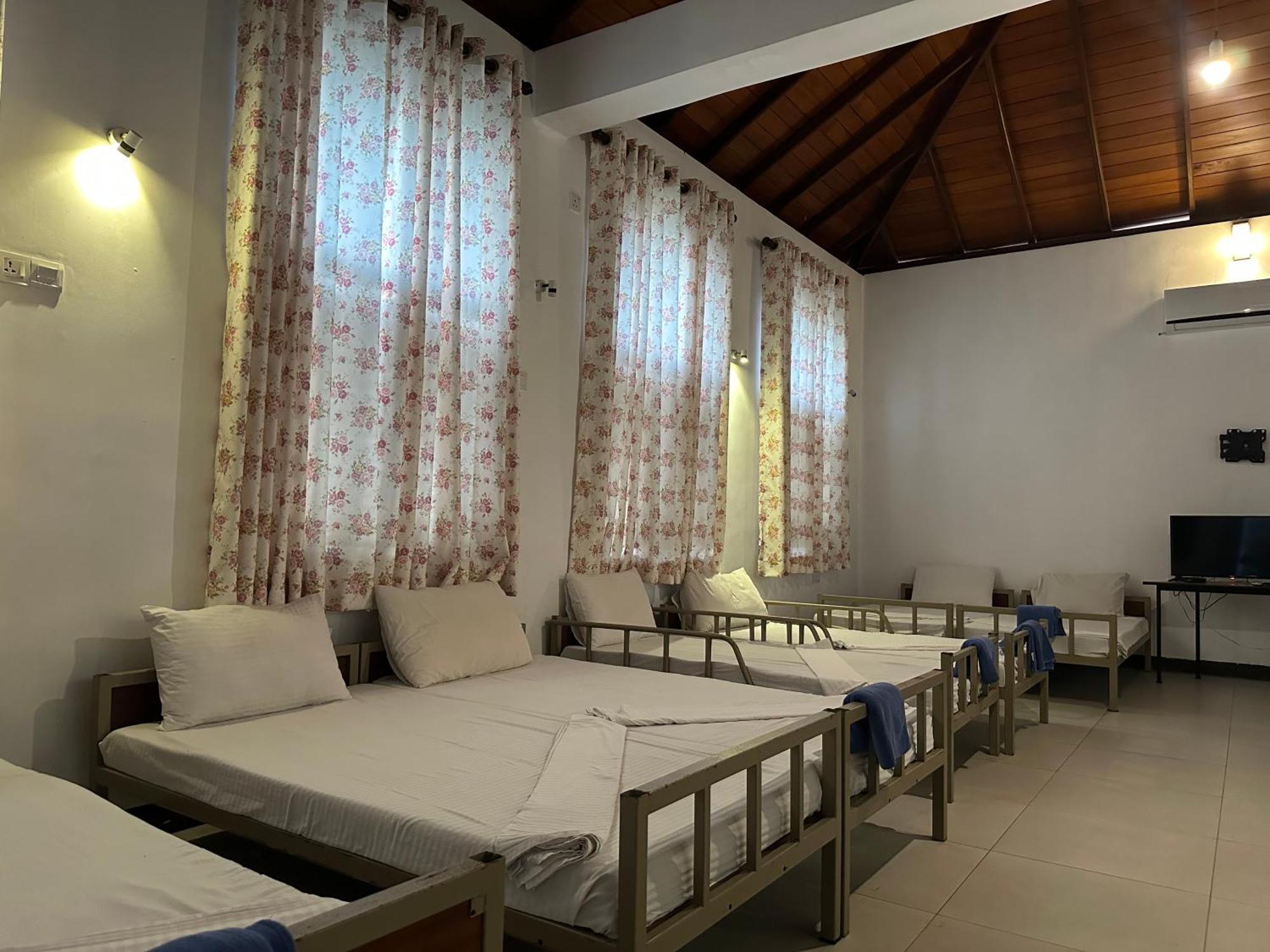 Amaluna Resorts Negombo Bagian luar foto